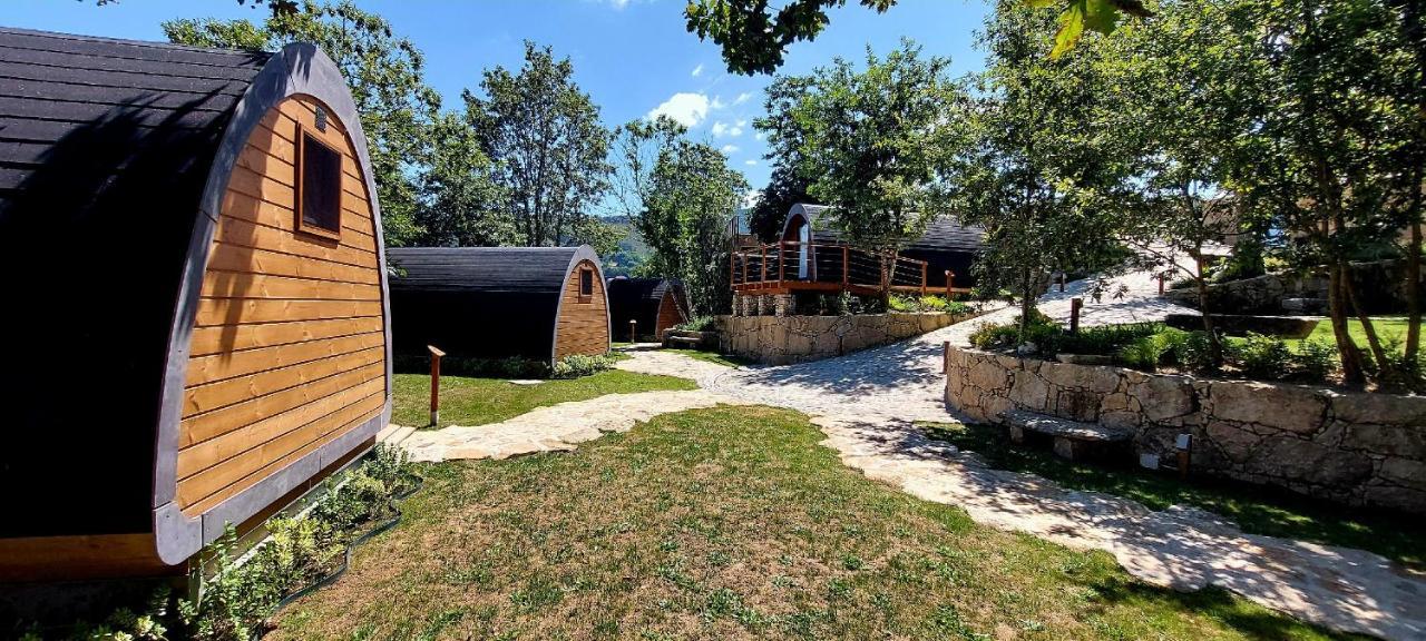 Green Paradise Glamping Covas  Екстер'єр фото